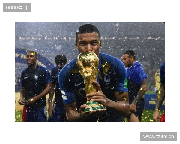 懂球帝2025年10月足坛MVP:姆巴佩蝉联! 懂球帝2025年10月足坛MVP:姆巴佩蝉联!